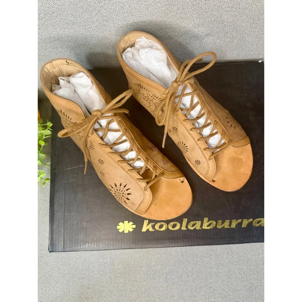 Koolaburra leather gladiator